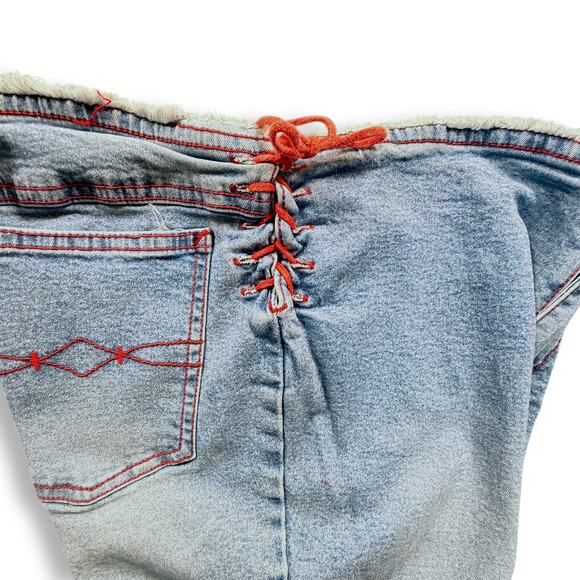 VTG Y2K Mudd Yo! Crop Flare Jeans Low Rise Raw Frayed Waist Red Lace Up Denim 9 - Picture 11 of 11